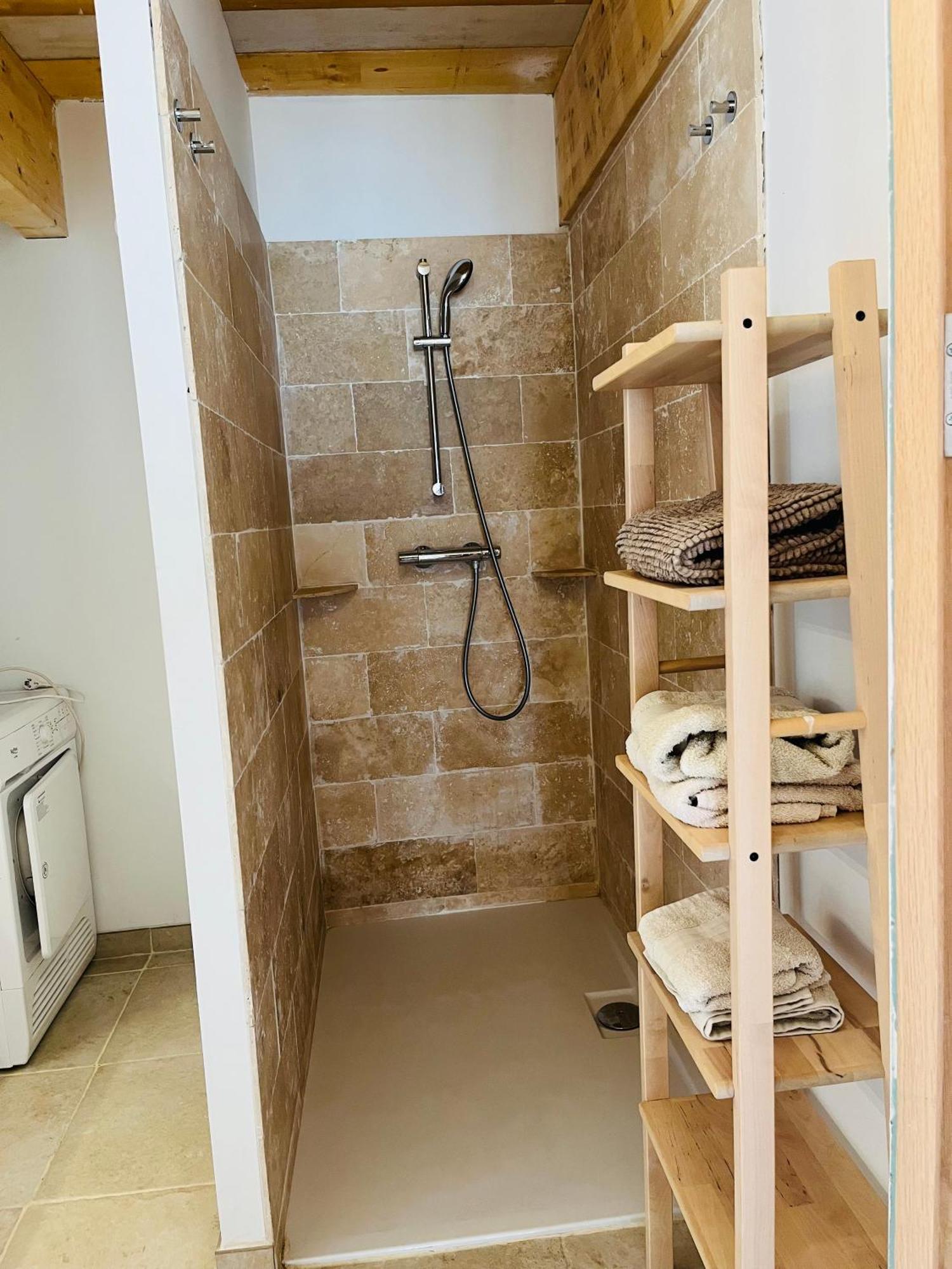 Chez Nous Hotel Mérindol Екстериор снимка